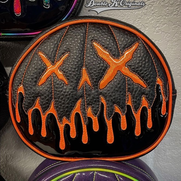 ***TRADE ONLY*** Hot Topic Skelanimals pink sweater - Picture 11 of 11